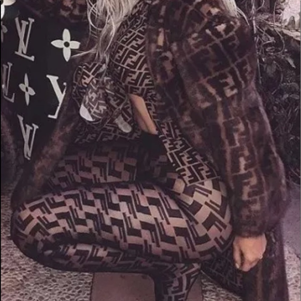 Meet your Posher, Landis